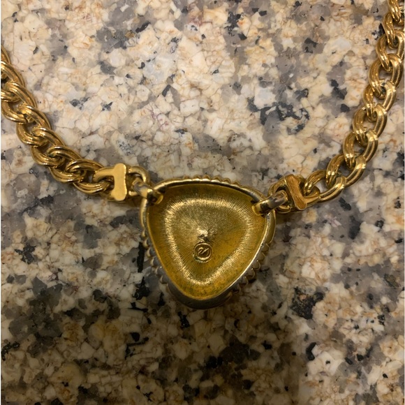 Swarovski Costume Jewelry Gold Tone Necklace - Picture 5 of 5